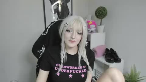 Nika online show from August 5, 2:48 pm