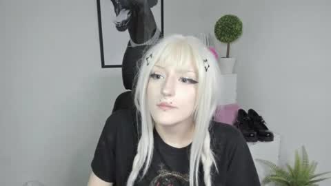 Nika online show from August 6, 4:17 pm