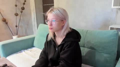 Nika Sm online show from August 9, 9:21 am
