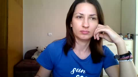 nika_smily online show from August 13, 5:21 am