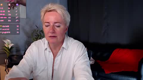 Nika online show from August 1, 2:23 pm