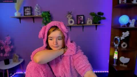 Little  Angel online show from April 4, 7:37 am