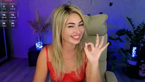 NikaStill  online show from August 15, 5:33 am