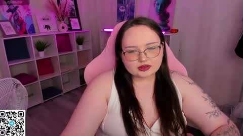 Niki online show from August 12, 3:53 am