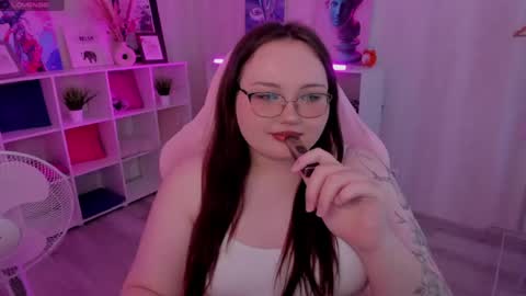 Niki online show from August 15, 2:48 am