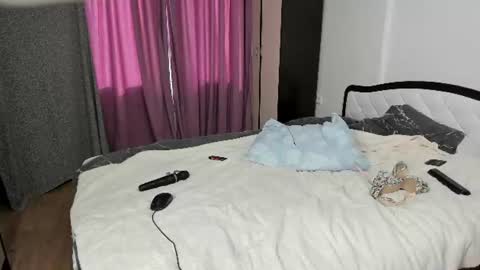 Veronika online show from August 12, 2:08 pm