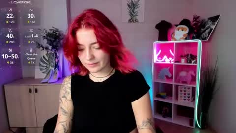 Nikki online show from August 6, 1:54 pm