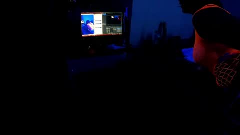nikkibanksts online show from August 2, 7:26 am