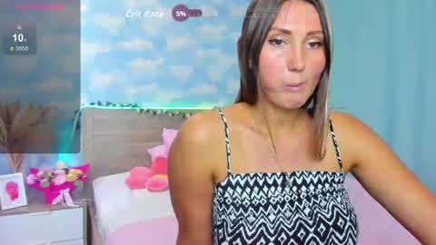 nikkikiss___ online show from August 2, 5:25 am