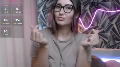 nikkikiss___ online show from August 14, 2:26 am