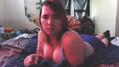 nikkiplays93 online show from March 29, 10:45 pm