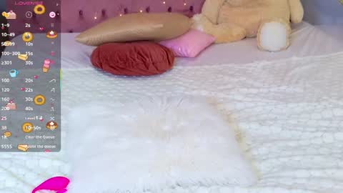 NikkiVelvets online show from August 3, 1:01 am
