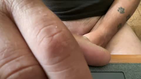 nikko196969 online show from September 3, 9:01 am
