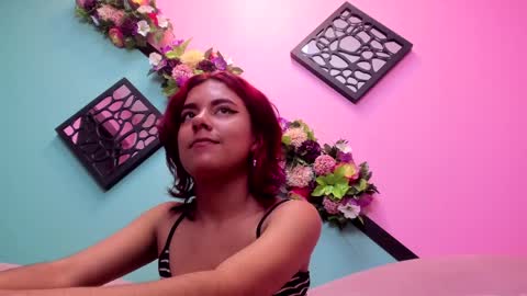 nikkydoll_ online show from April 9, 1:46 am