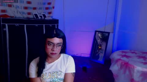 nikol_twink02 online show from August 4, 1:41 pm