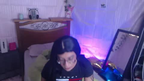 nikol_twink02 online show from August 14, 1:37 pm