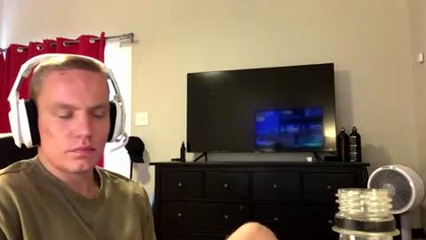 nikolai_russian_daddy online show from July 24, 8:12 pm