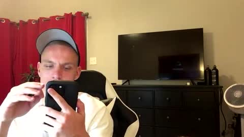 nikolai_russian_daddy online show from August 5, 4:21 am