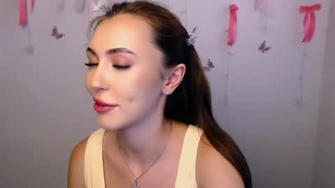 nikonara_ online show from August 9, 2:18 pm