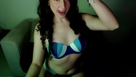 niky_blue online show from July 14, 1:33 am