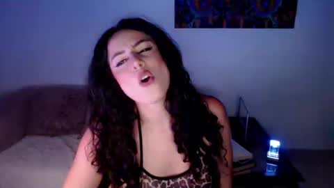 niky_blue online show from July 29, 4:19 am