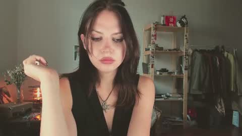 Veronica online show from August 8, 3:23 pm