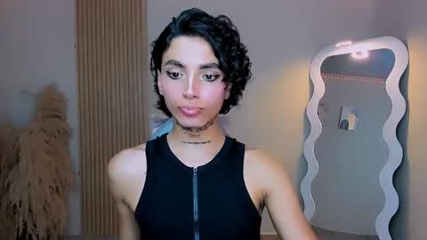 Nilam online show from August 13, 1:52 am