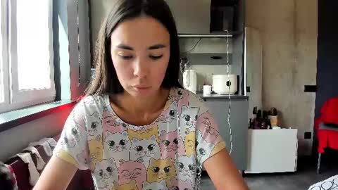 Bella online show from August 14, 9:02 am