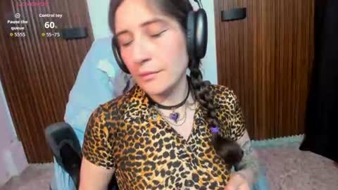 Nina online show from August 6, 12:37 pm