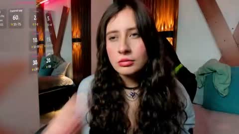 Nina online show from August 7, 4:51 pm