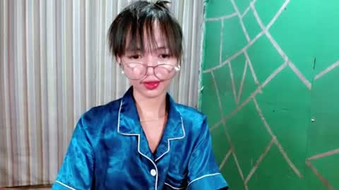 Nina online show from August 13, 12:52 pm
