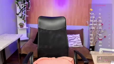 nina_petitte online show from August 9, 3:46 pm