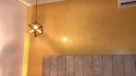 ninaa_james online show from August 10, 5:25 pm