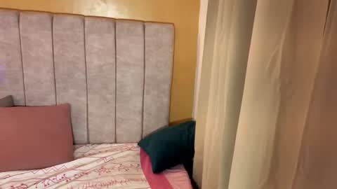 ninaa_james online show from August 14, 5:38 pm
