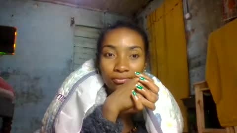 ninaeaa online show from July 30, 7:09 pm