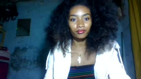 ninaeaa online show from August 2, 8:16 pm