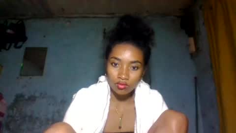 ninaeaa online show from August 2, 10:28 pm