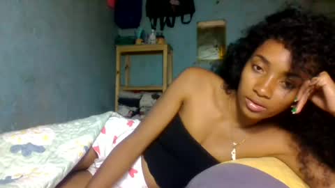 ninaeaa online show from August 3, 8:27 pm