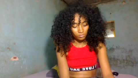 ninaeaa online show from August 4, 6:38 pm