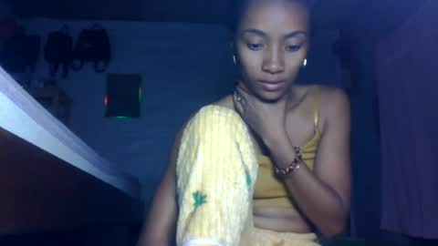 ninaeaa online show from August 6, 6:23 am