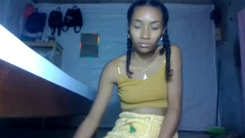 ninaeaa online show from August 6, 11:42 am