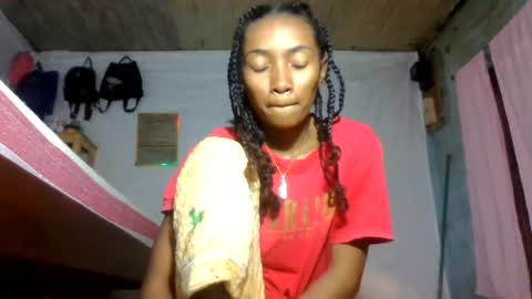 ninaeaa online show from August 7, 9:42 am
