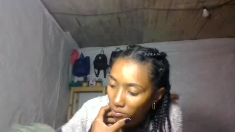 ninaeaa online show from August 7, 10:54 pm