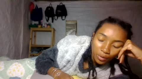 ninaeaa online show from August 8, 4:34 am