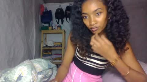 ninaeaa online show from August 8, 6:08 pm