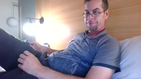 nineinchbronco online show from May 3, 10:42 am