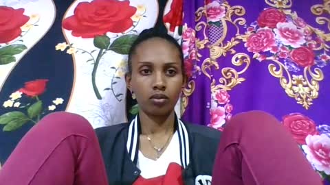 ninie246746 online show from August 7, 6:13 am