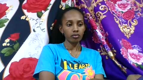 ninie246746 online show from August 11, 9:55 am