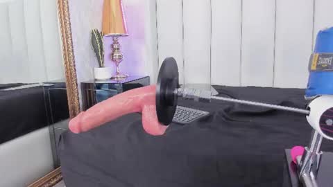 Ninna online show from August 15, 10:52 am