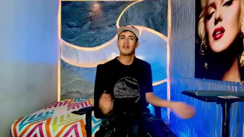 nio_klouds_ online show from August 11, 1:51 am
